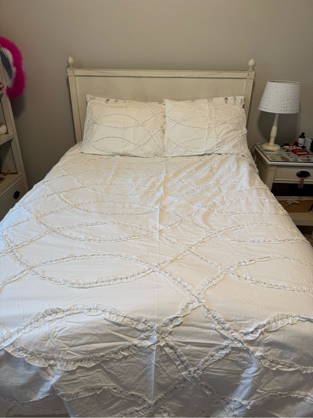 Pottery Barn Kids White Ruffled Lattice Duvet Cover and two shams